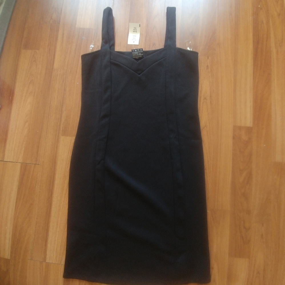 Slim Black Dress